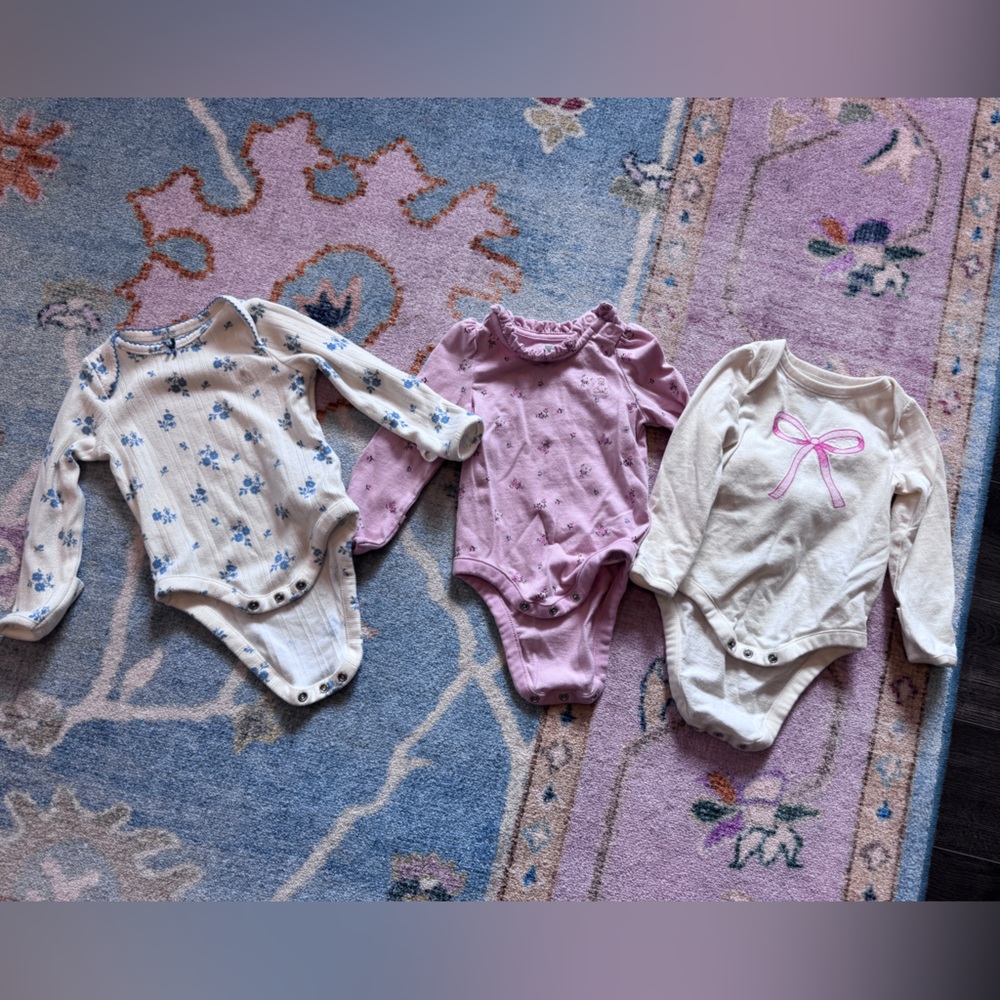 Baby Gap Longsleeve Bodysuit Bundle, 3-6 months